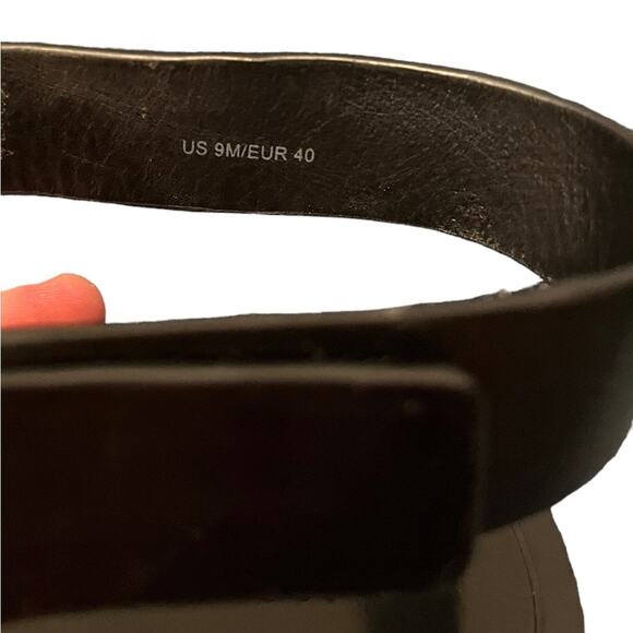 Vince Black and Silver Sandals - Picture 10 of 10